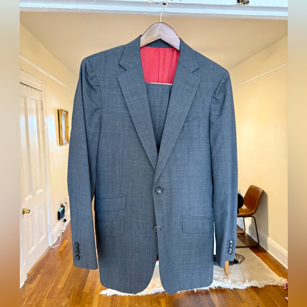Suit Supply Men’s Gray Suit